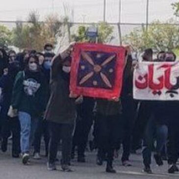 جریانات در سایه و معضل رهبر سازی در انقلاب ملی ایران و راه‌حل آن – هومن یوسفی